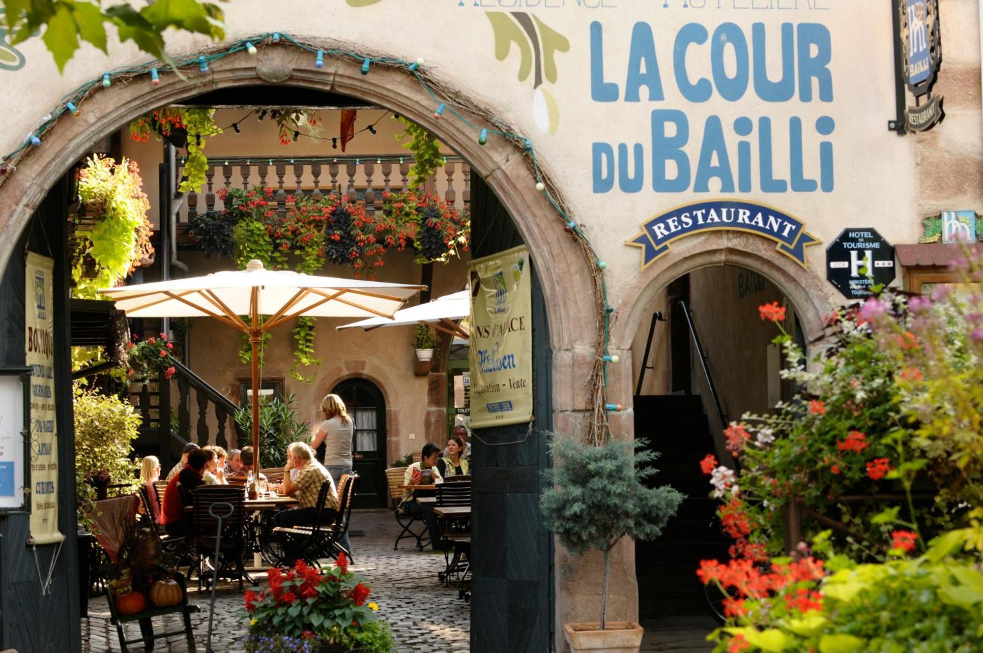La Cour Du Bailli Suites & Spa Bergheim Zewnętrze zdjęcie